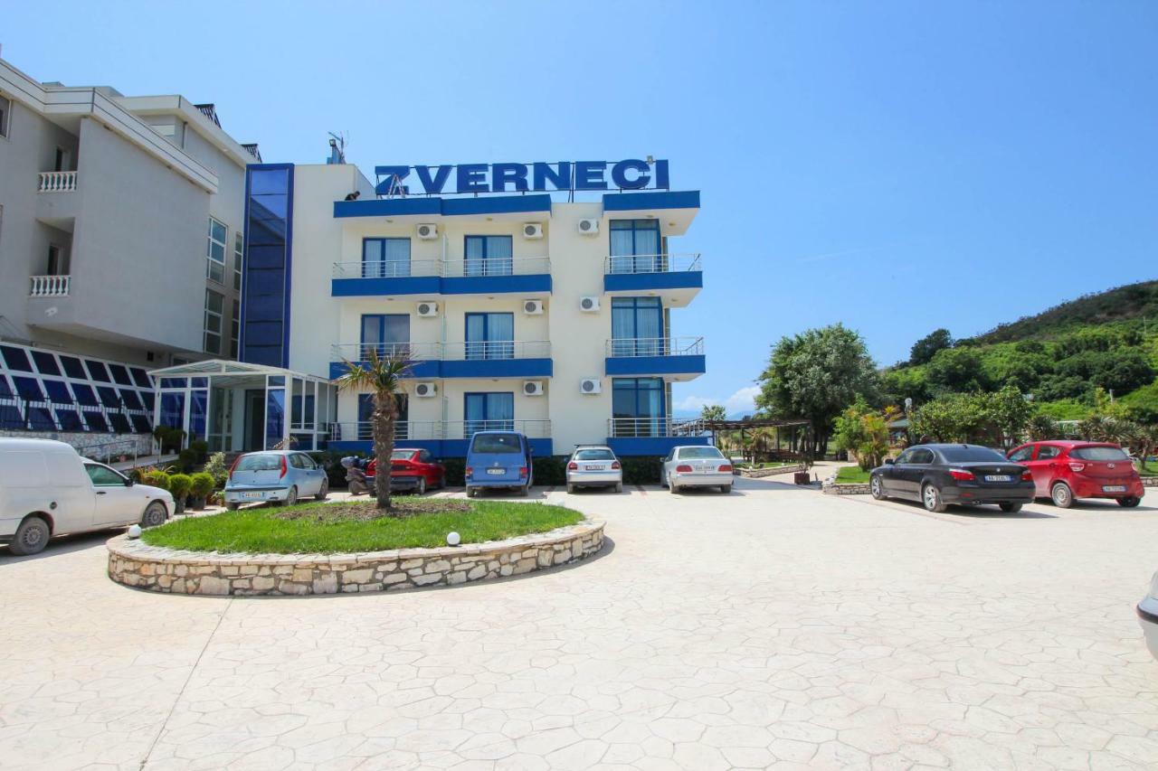 Hotel Zverneci Buitenkant foto
